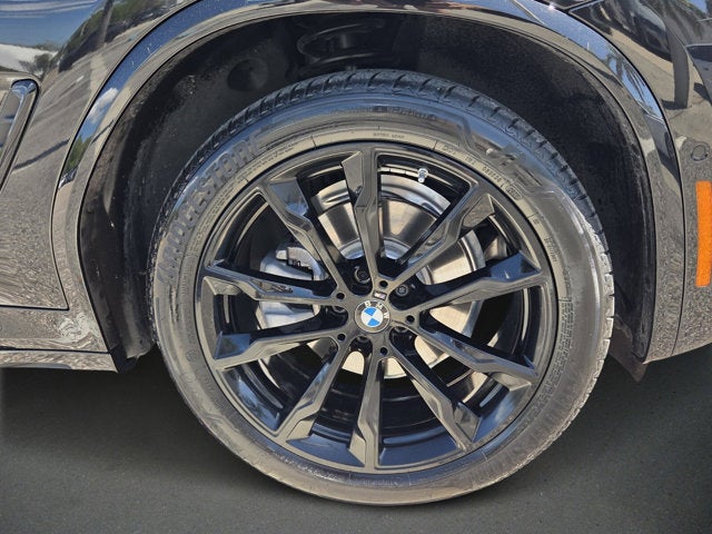 2025 BMW X4 xDrive30i