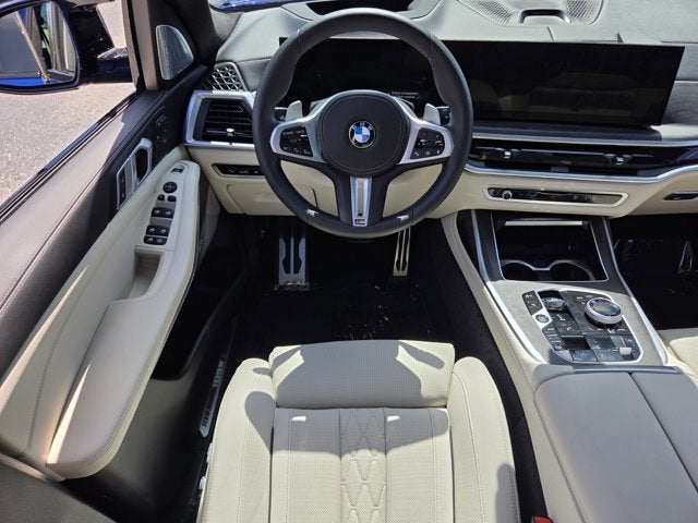 2026 BMW X7 M60i