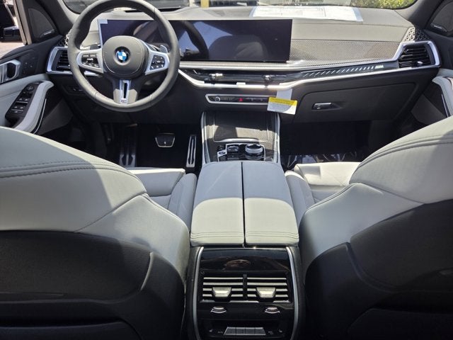 2026 BMW X5 M60i