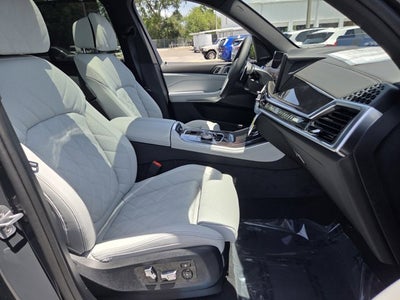 2026 BMW X5 M60i