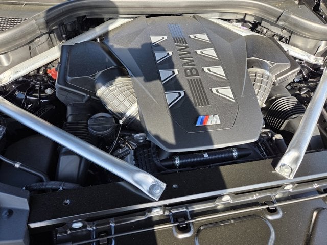 2026 BMW X5 M60i