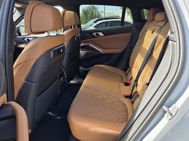 2027 BMW X6 xDrive40i