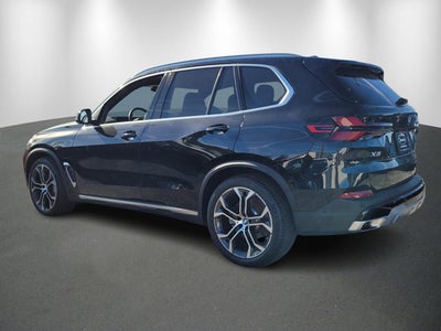 2025 BMW X5 Base
