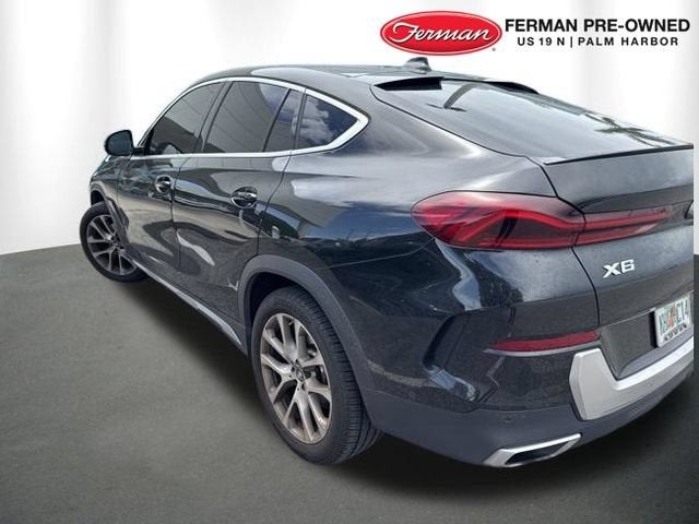 2022 BMW X6 xDrive40i
