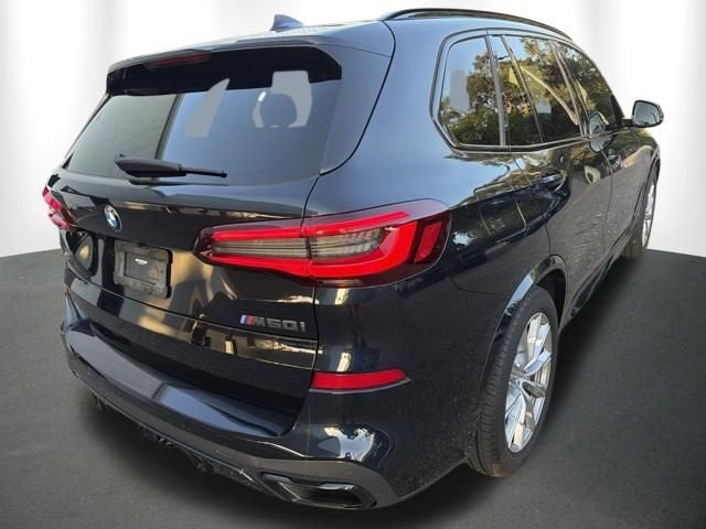 2023 BMW X5 M50i