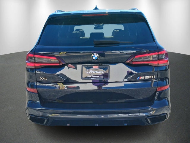 2021 BMW X5 M50i