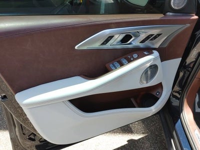 2023 BMW XM Base