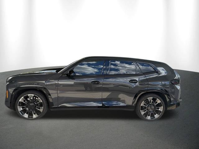 2023 BMW XM Base