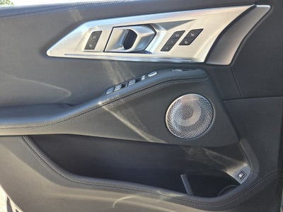 2023 BMW XM Base