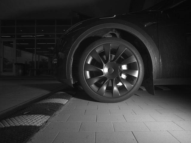 2024 Tesla Model Y Standard Range