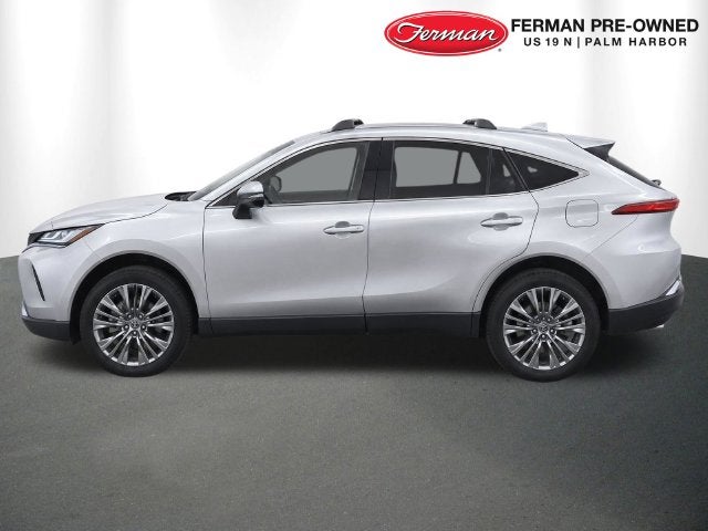 2022 Toyota Venza XLE