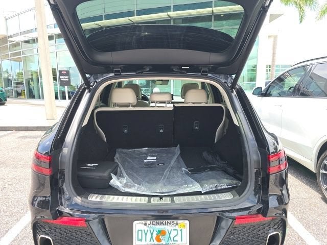 2025 Genesis GV70 2.5T
