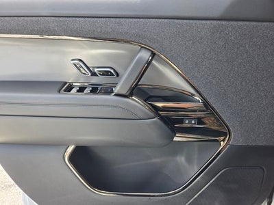 2026 Land Rover Range Rover Sport SE
