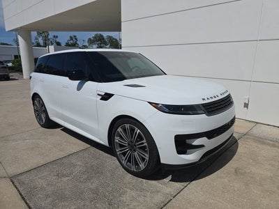 2026 Land Rover Range Rover Sport SE