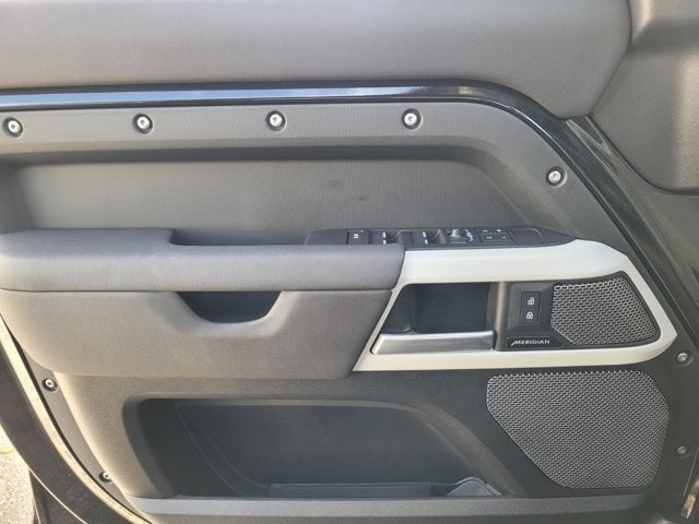 2024 Land Rover Defender S