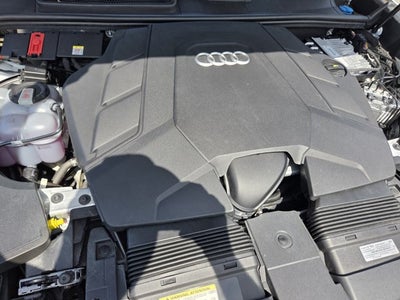2023 Audi Q8 Premium Plus