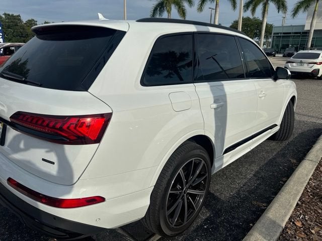 2023 Audi Q7 Premium Plus