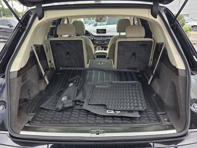 2019 Audi Q7 Prestige