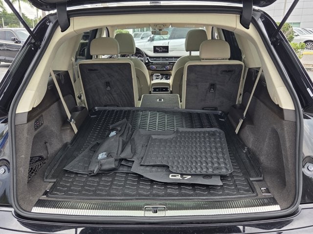 2019 Audi Q7 Prestige