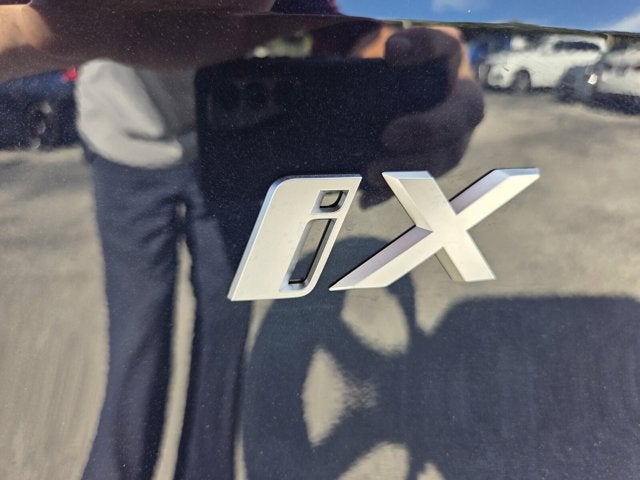 2026 BMW iX xDrive60