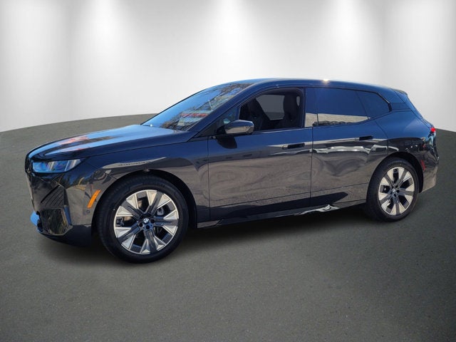 2026 BMW iX xDrive60