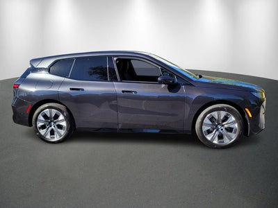 2026 BMW iX xDrive60