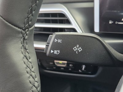 2026 BMW 330i 330i