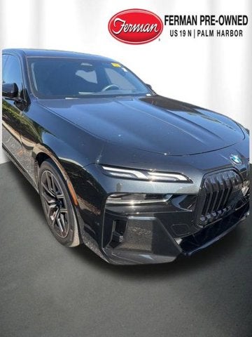 2023 BMW 7 Series 740i