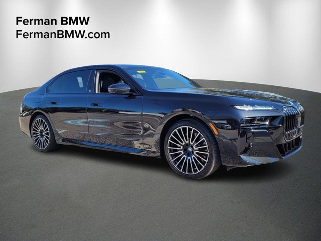2026 BMW 740i 740i