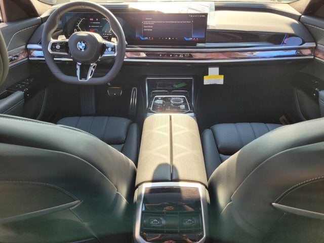 2026 BMW 740i 740i