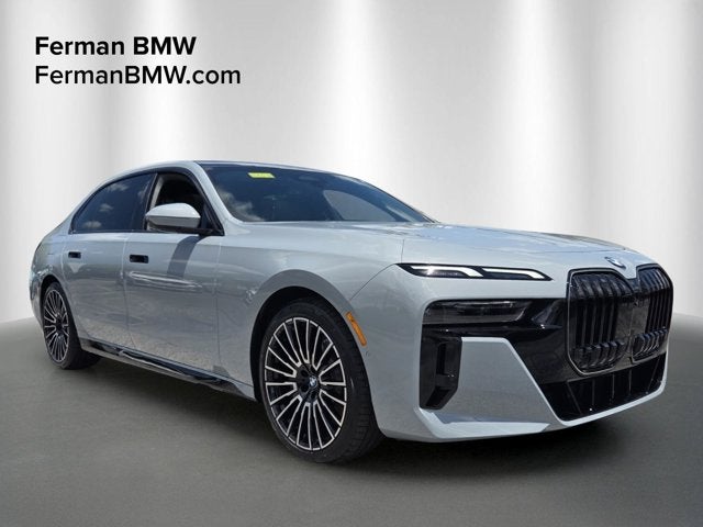 2026 BMW 740i 740i