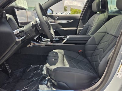 2026 BMW 740i 740i