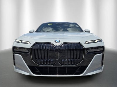 2026 BMW 740i 740i