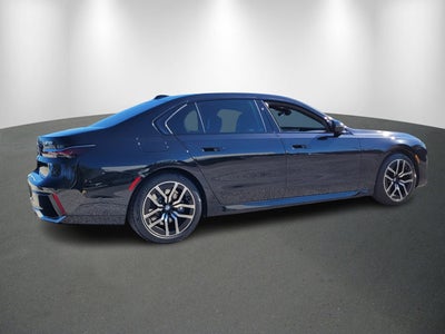 2023 BMW 740i 740i
