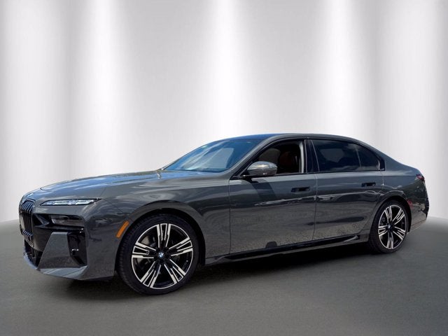 2026 BMW 740i 740i