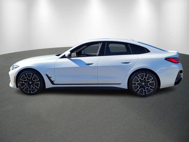 2026 BMW 430i 430i