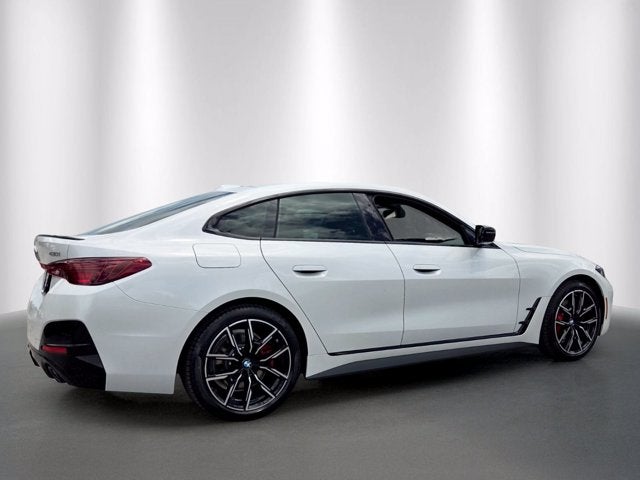2026 BMW 430i 430i