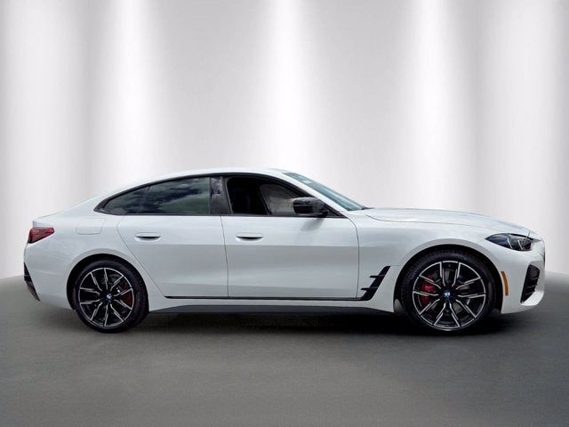 2026 BMW 430i 430i
