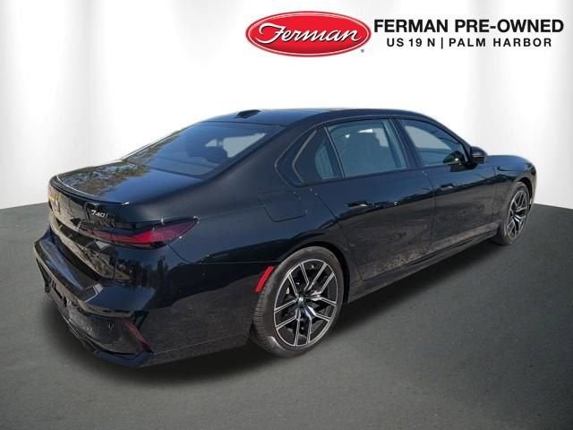 2025 BMW 7 Series 740i xDrive