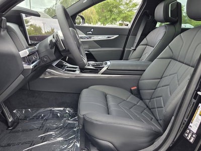 2026 BMW 7 Series 740i xDrive