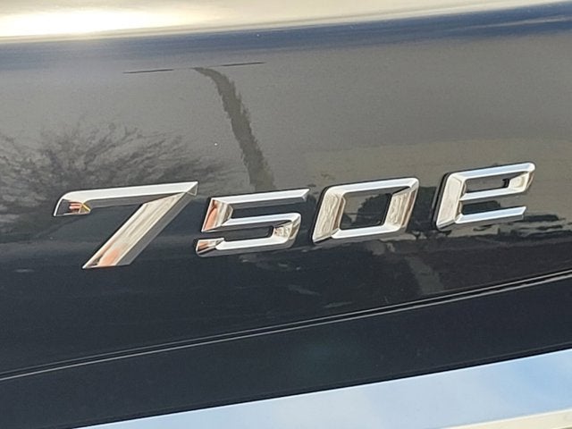 2025 BMW 750e xDrive 750e xDrive