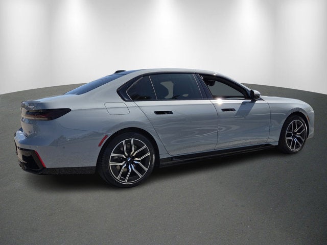 2026 BMW 750e xDrive 750e xDrive