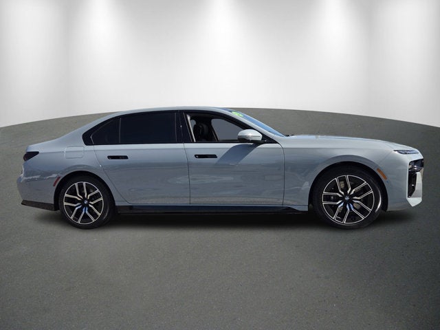 2026 BMW 750e xDrive 750e xDrive