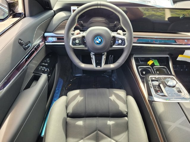 2026 BMW 750e xDrive 750e xDrive