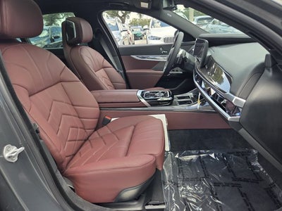 2026 BMW 750e xDrive 750e xDrive
