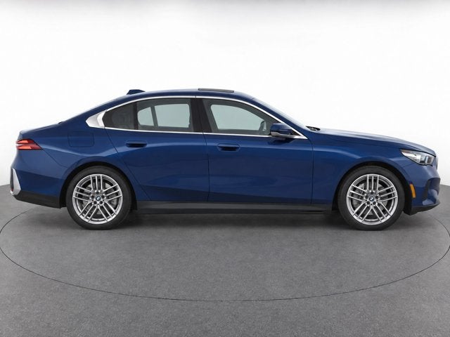 2024 BMW 5 Series 530i