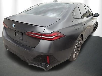 2024 BMW 530i 530i