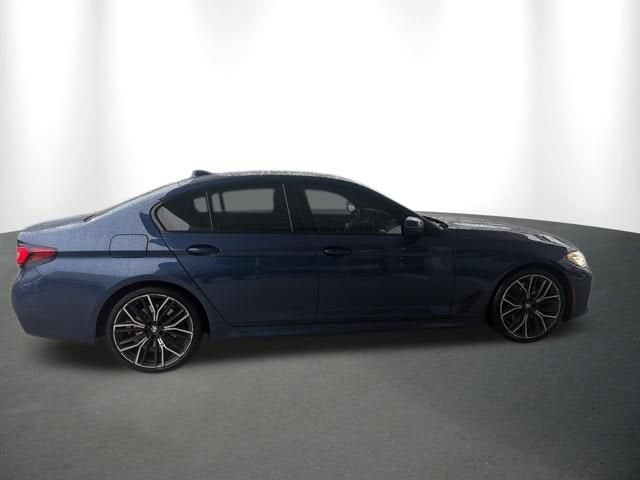 2022 BMW 530i 530i