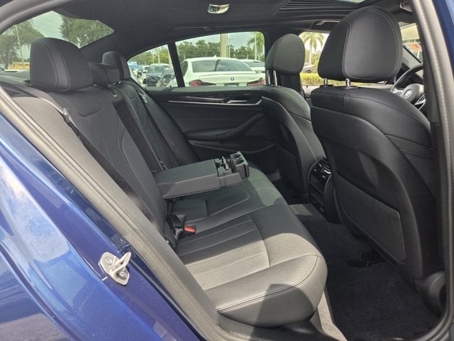 2022 BMW 530i 530i