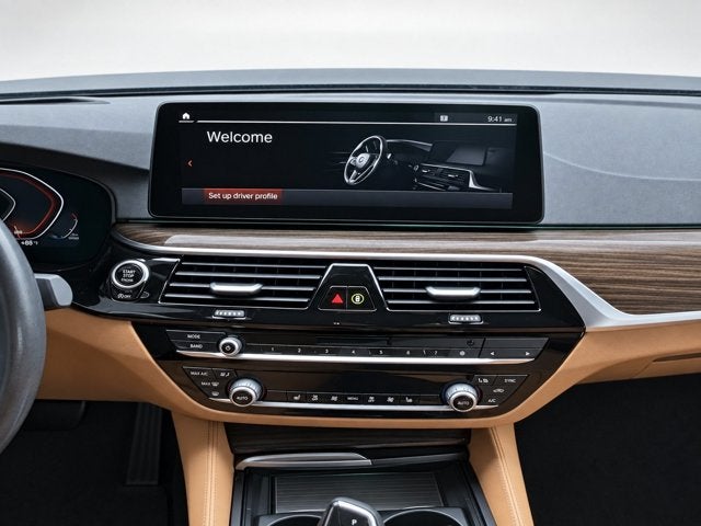 2023 BMW 5 Series 530i